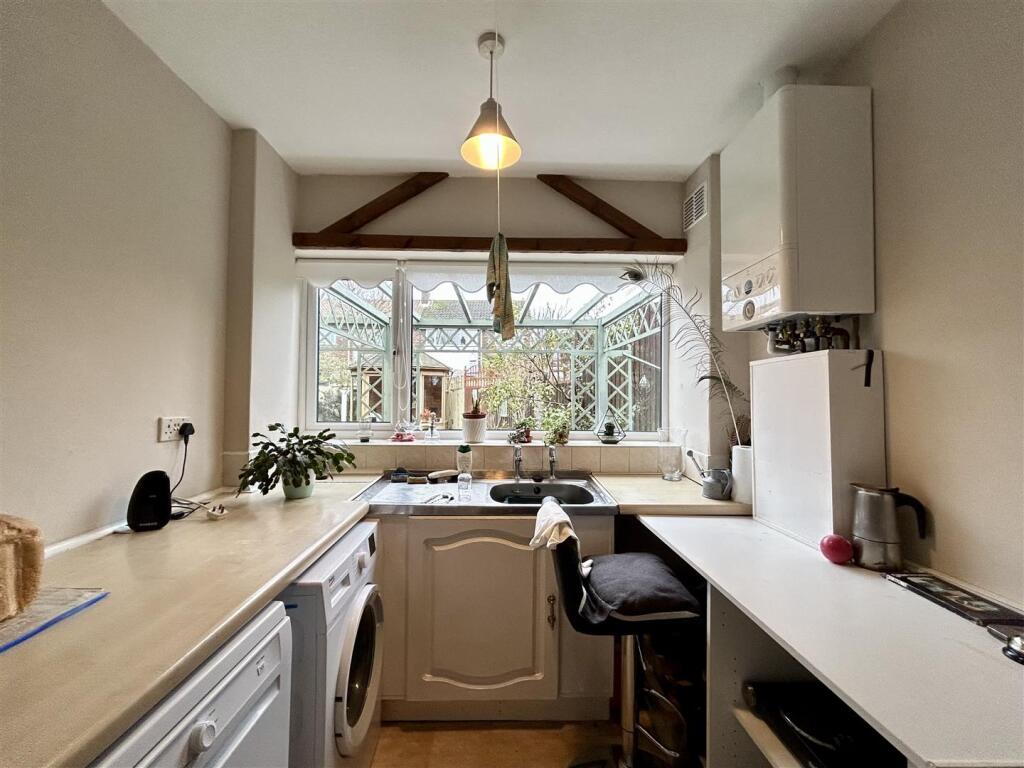 Additional image 11 of Hanbury Close, Halesowen