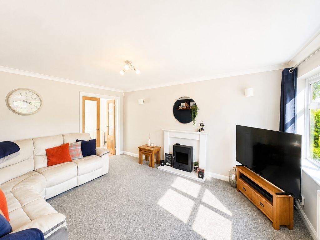 House in Lichfield, Chase Terrace, Burntwood - View 5
