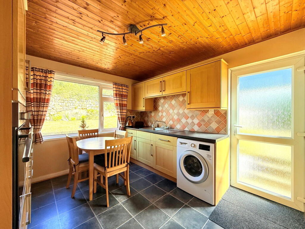 House in Porth Navas, Trebah, Mawnan - View 4
