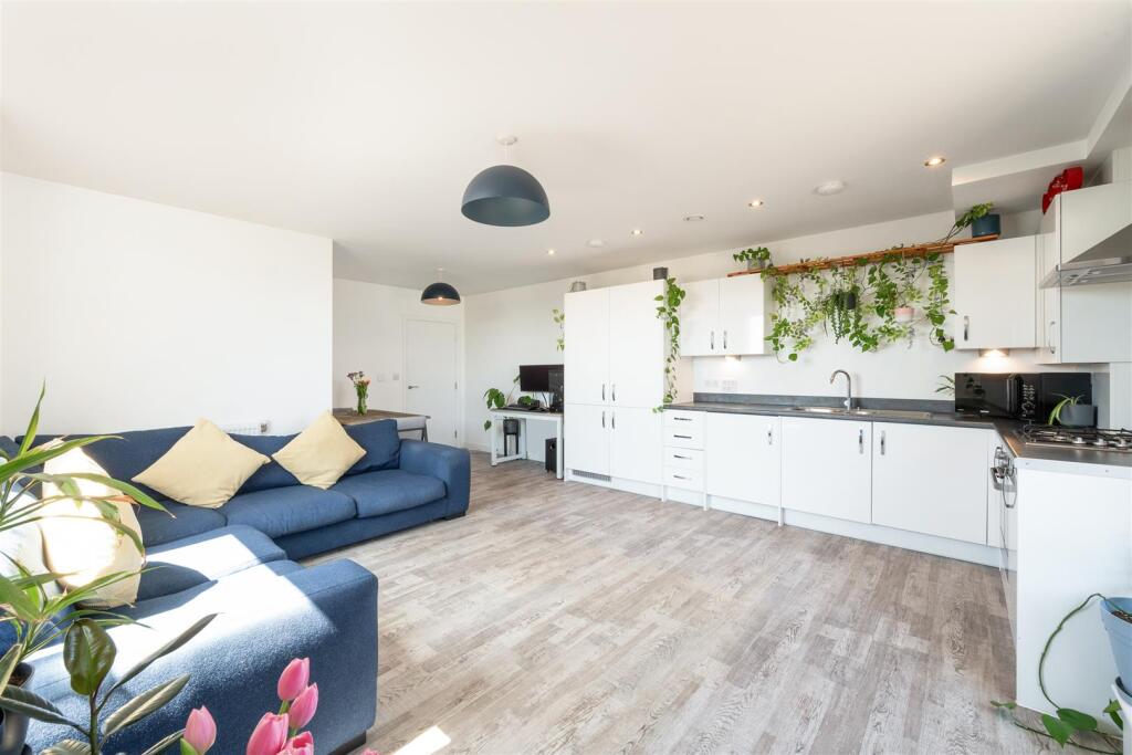 Apartment in London - View 4