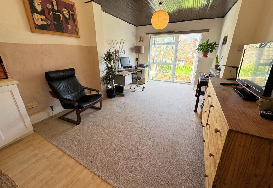 Apartment in London - View 3