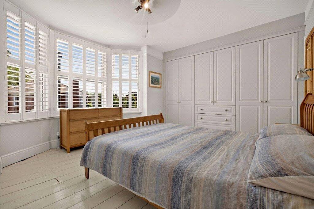 House in Exeter, St Leonards - More