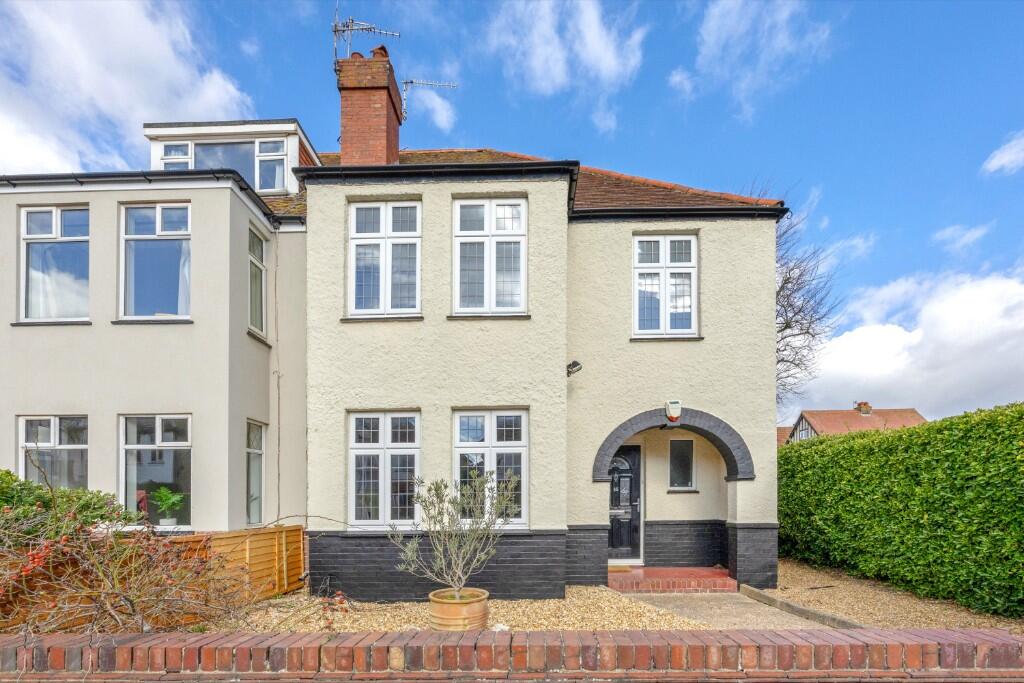 Main image of property: Lawrence Road, Hove, BN3 5QE
