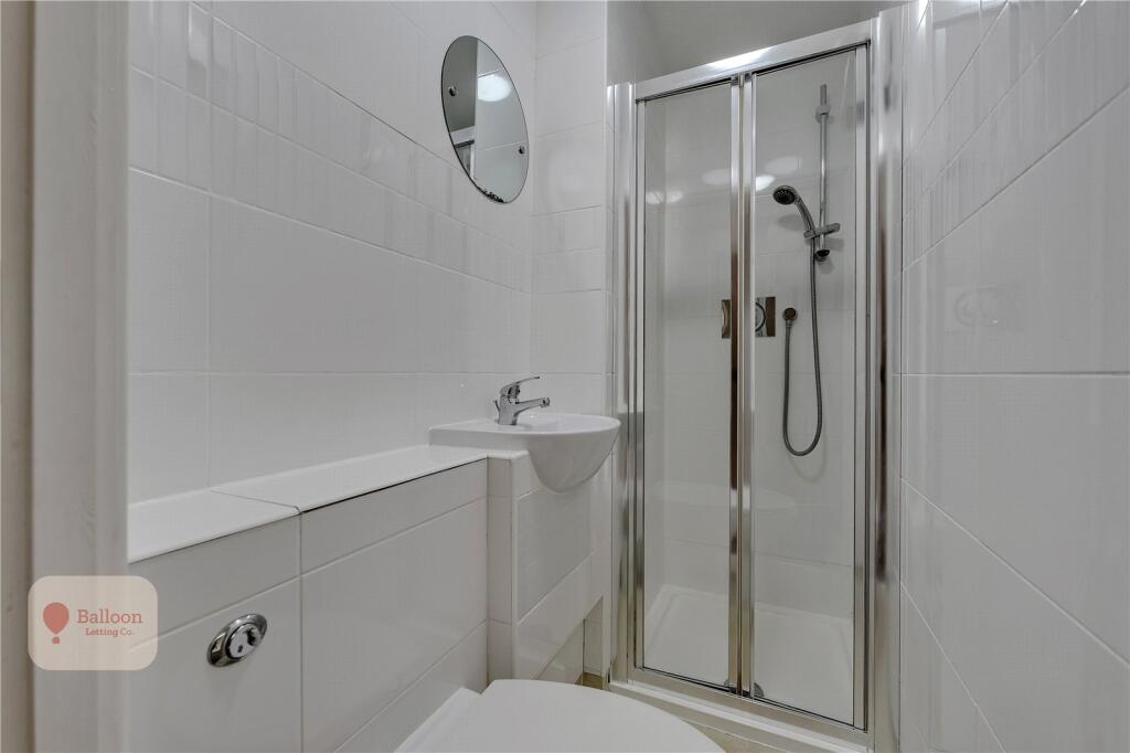 7 bedroom terraced house for rent