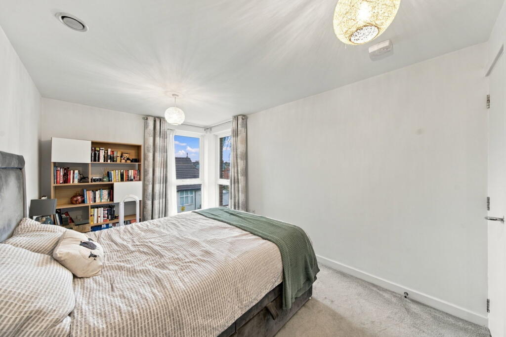 Apartment in London - View 5