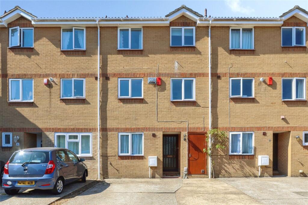 McWilliam Close, BH12