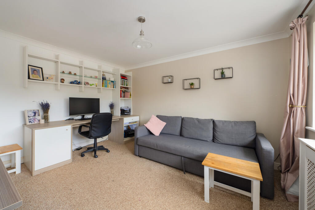 Gorse Lane, Herne Bay photo 4