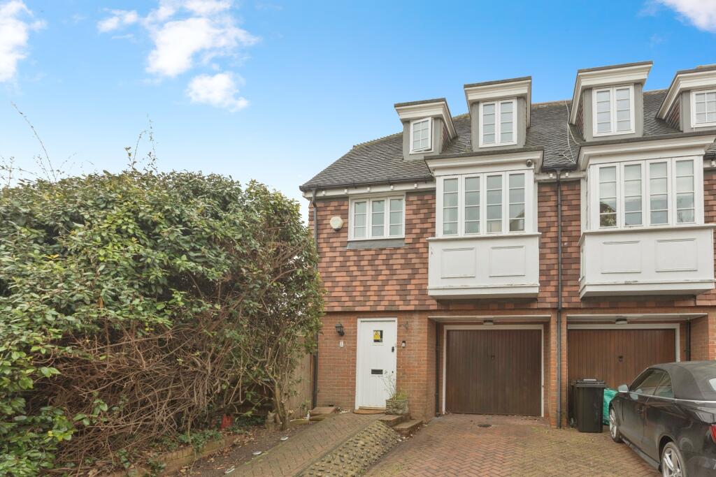Main image of property: Southbank , Swanley, BR8