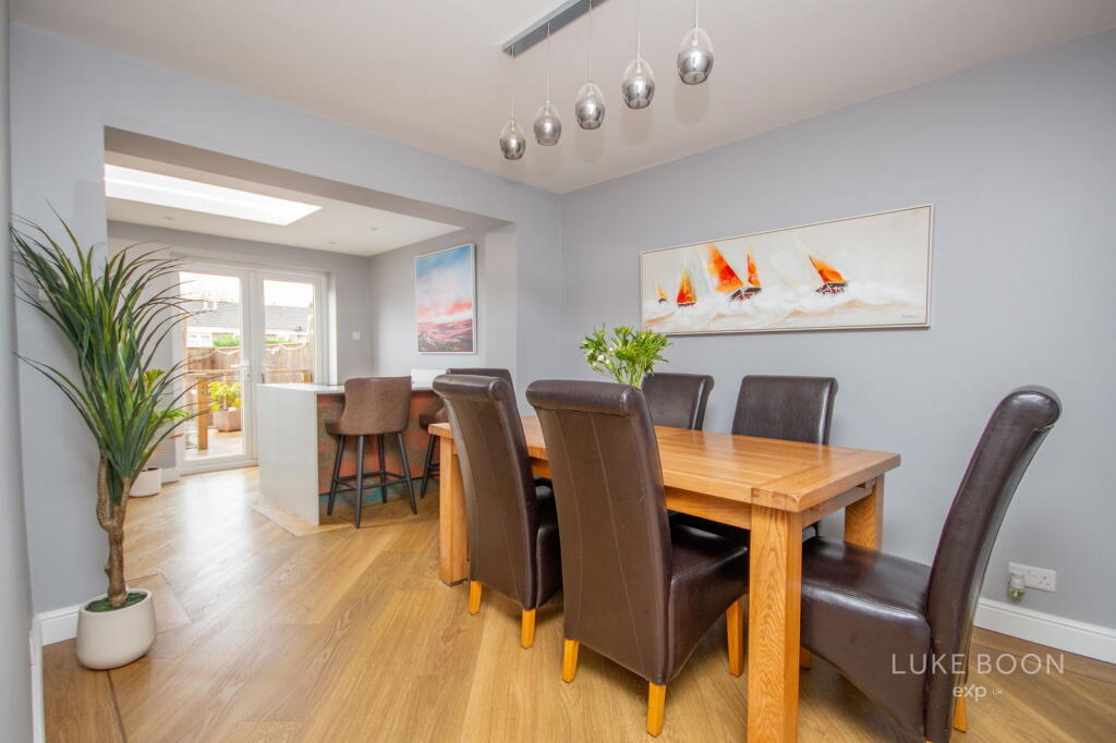 County Close, Plympton, PL7 2UA photo 2