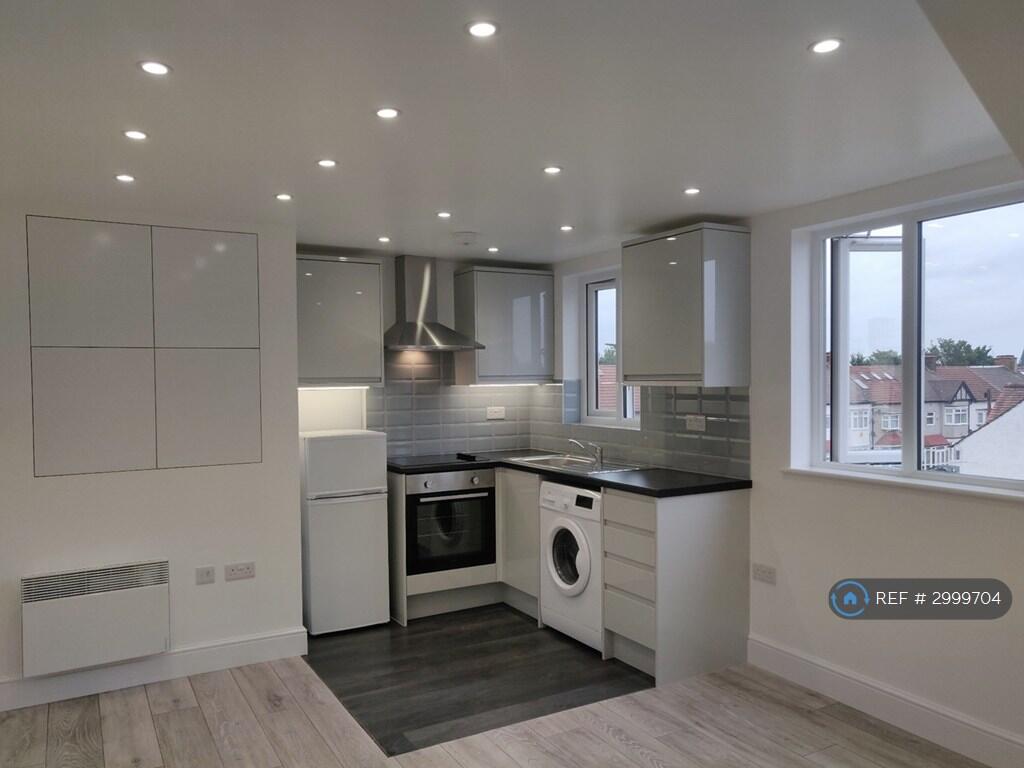 Main image of property: Cranbrook Road, Ilford, IG2
