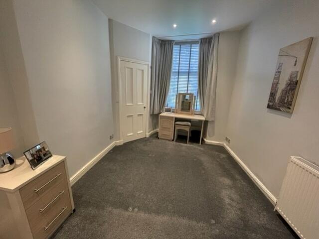 1 bedroom ground floor flat for rent