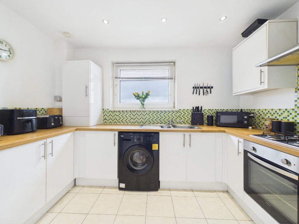Apartment in Glasgow - More