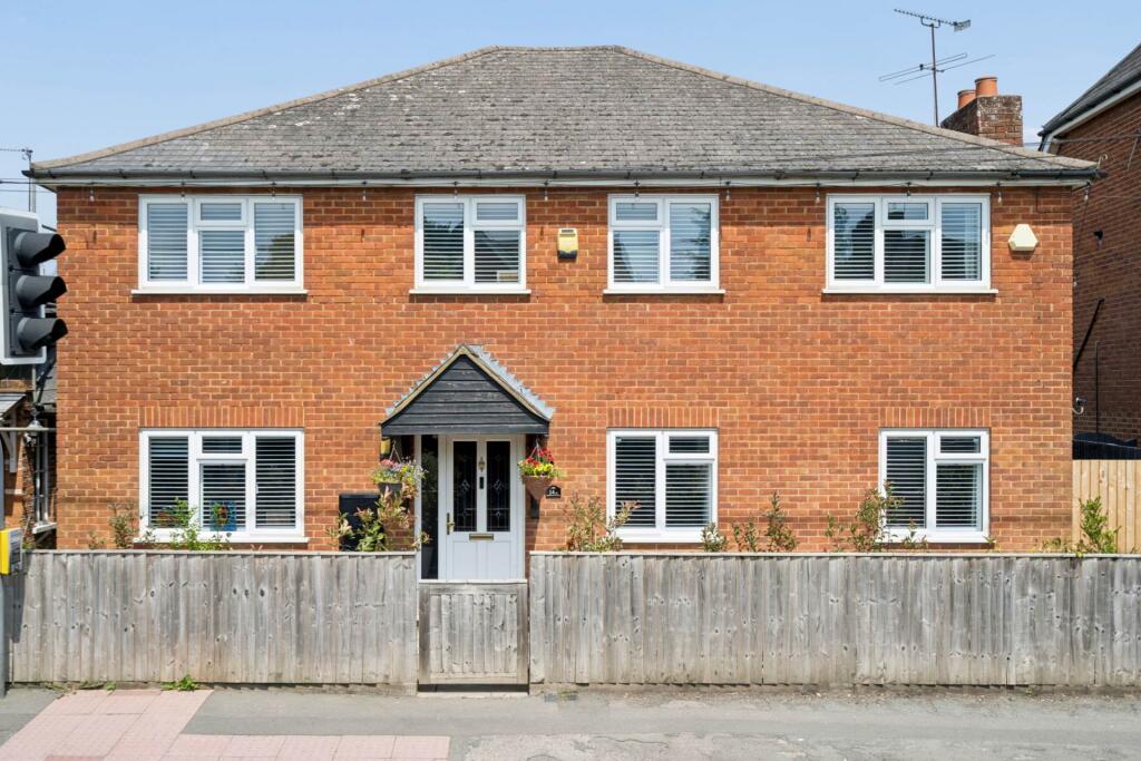Main image of property: London Road, Aston Clinton