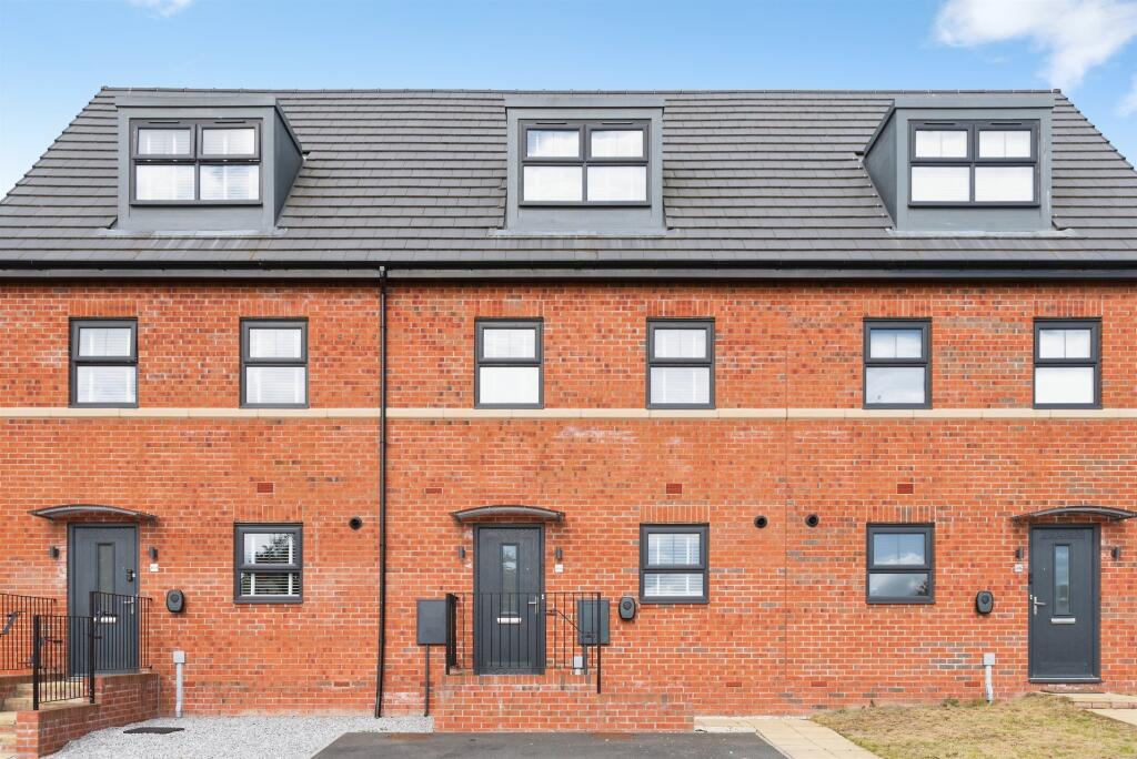Main image of property: Marfleet Lane, Hull