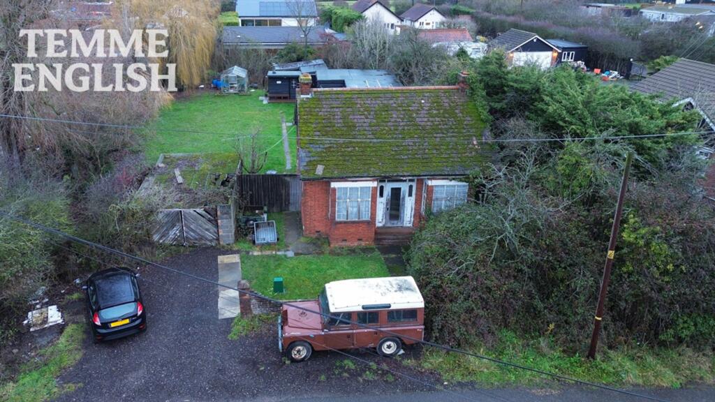 Meadow Way, Wickford, SS12 photo 4