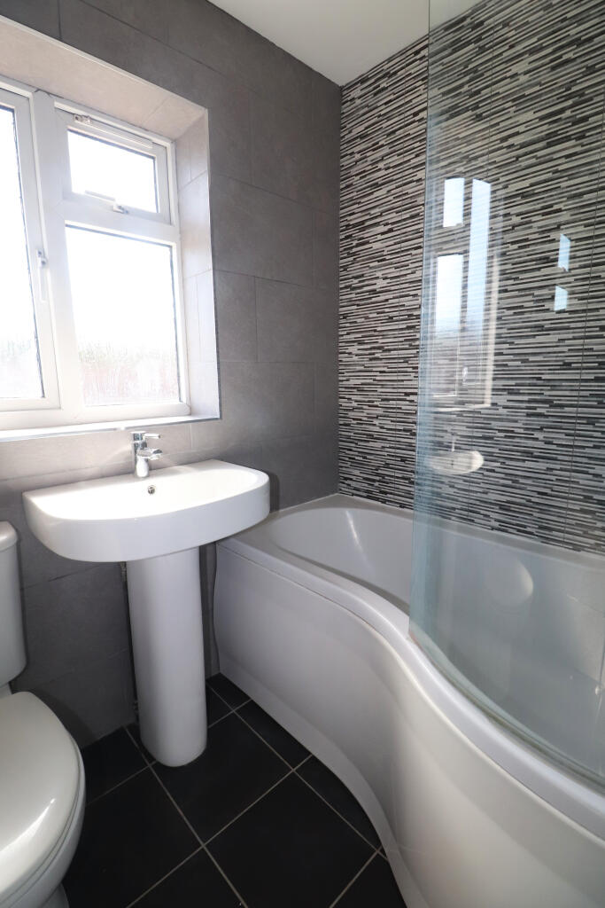 House in Reading - View 4