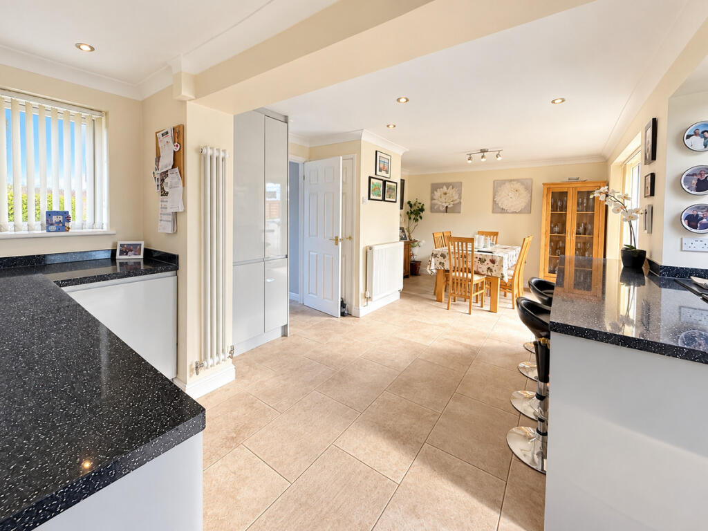 House in Swindon - View 4