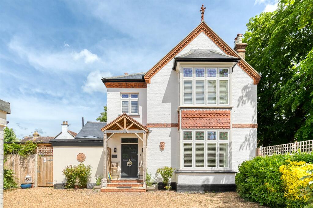 Main image of property: Dunboe Place, Shepperton, Surrey, TW17