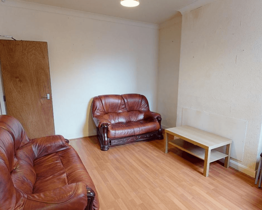 House in Nottingham - View 5