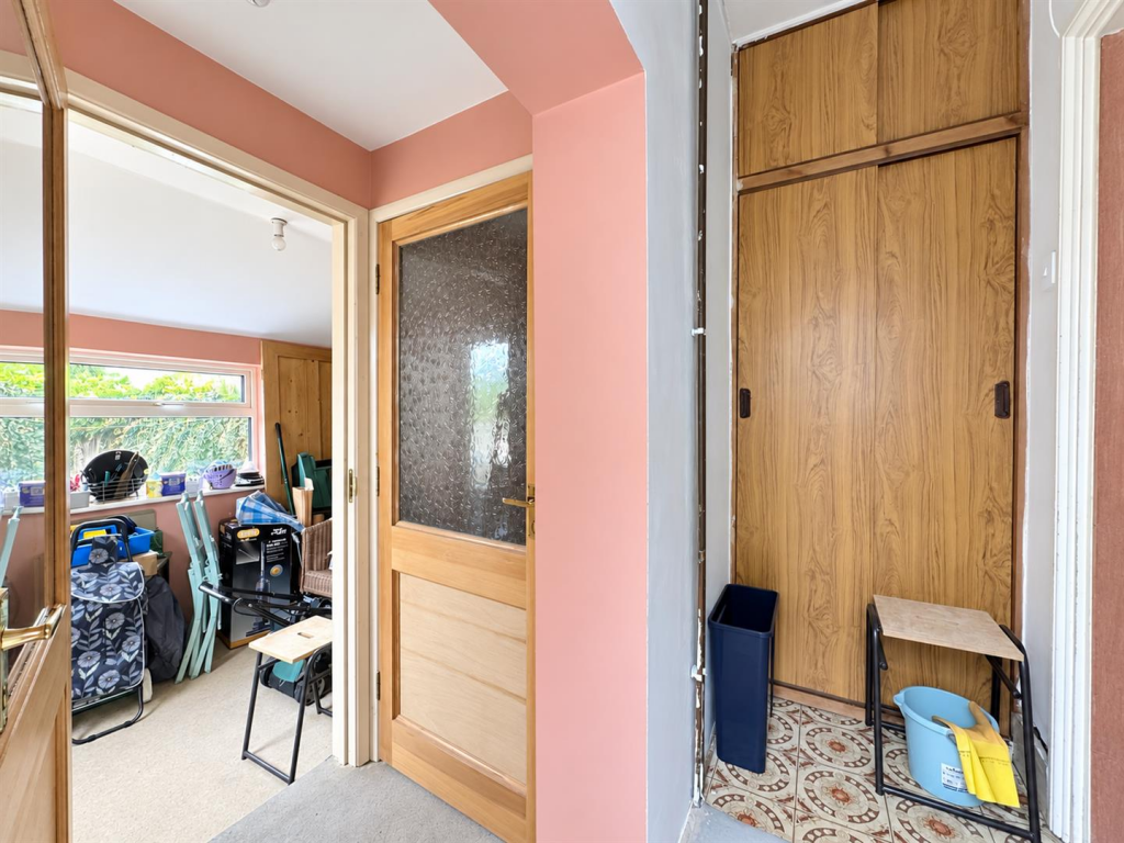 House in Tonbridge - View 5
