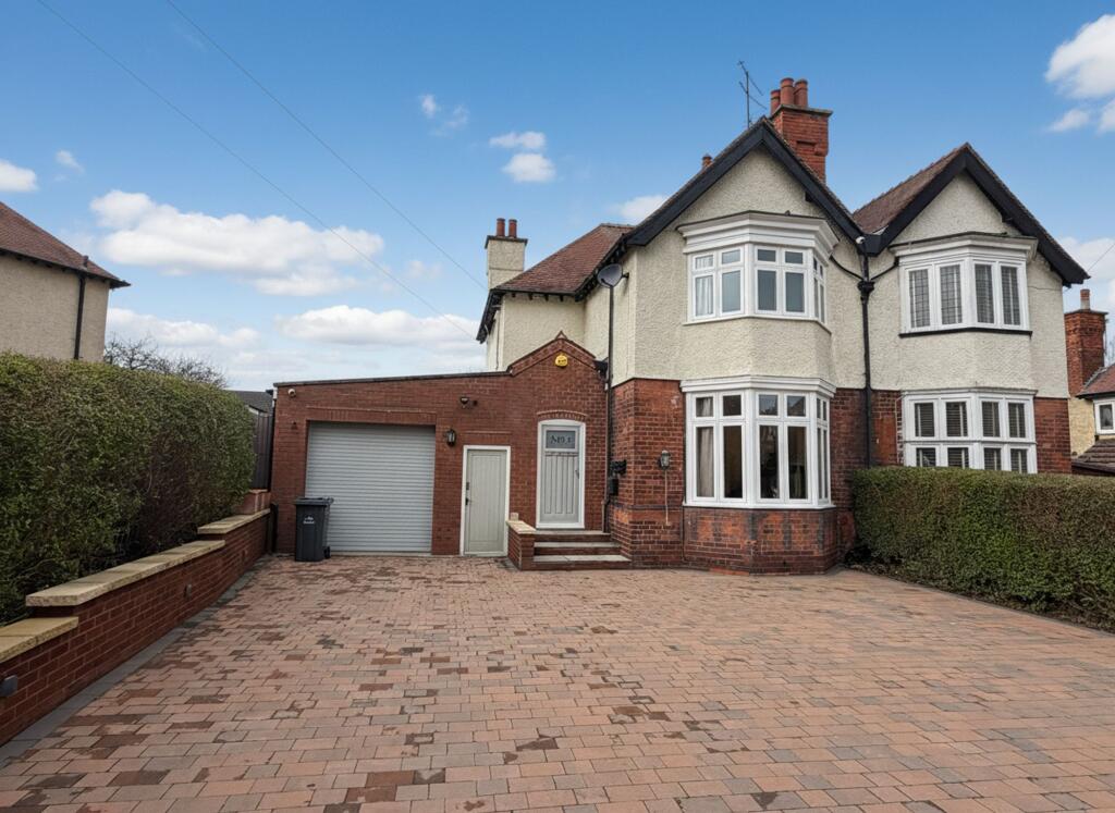 3-bed semi-detached on Manton Villas, Worksop, S80, £300,000