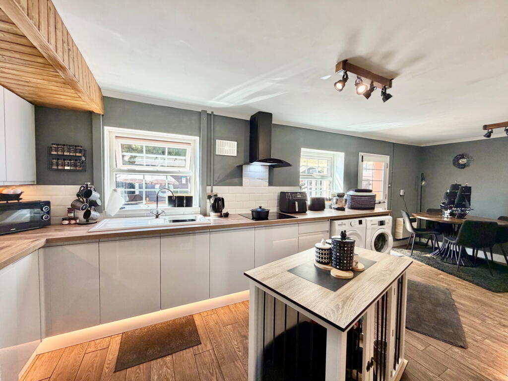House in Torquay - View 2