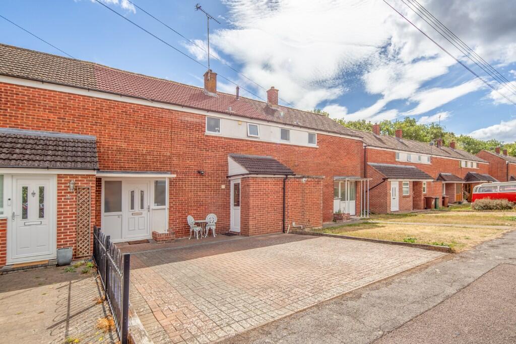 Main image of property: 11, Woodcote Road, Bicester, Oxfordshire, OX27 8UB