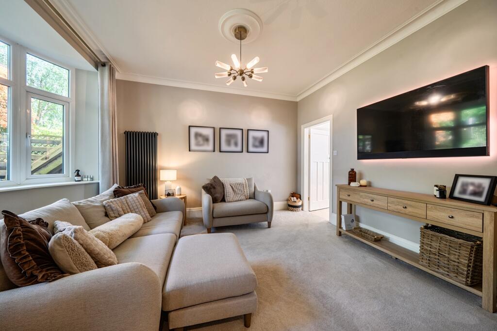 House in Calderdale, West End, Pye Nest - More