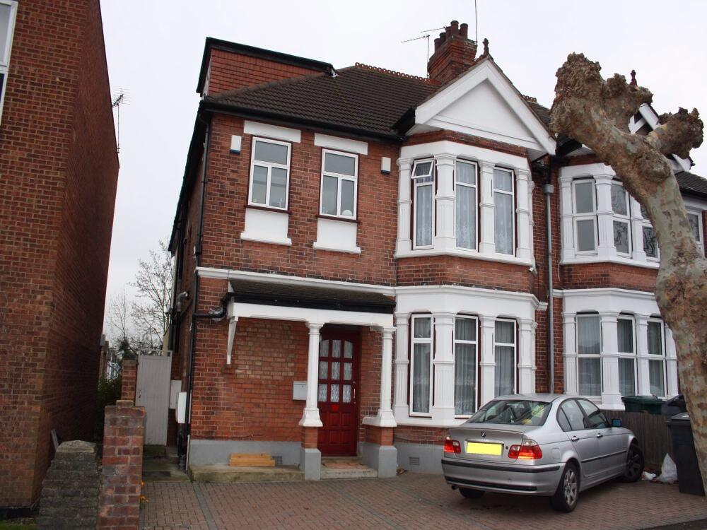Main image of property: Vivian Avenue, Hendon, NW4