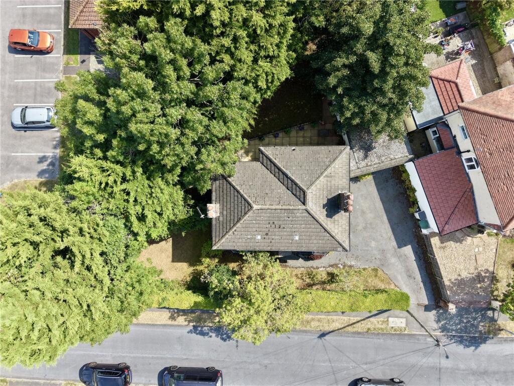 House in Wirral, Liverpool City Region - View 2