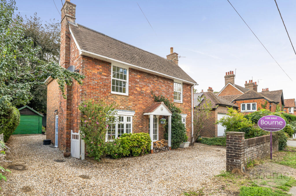Main image of property: Petworth Road, Milford, Godalming, Surrey, GU8