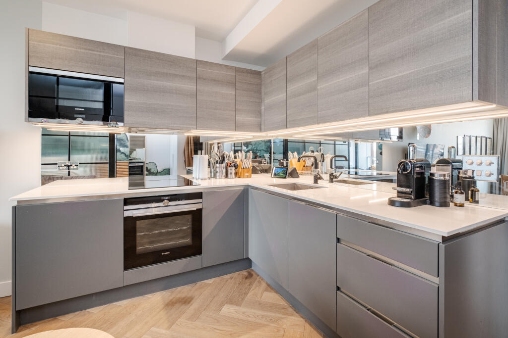 Main image of property: Dawson Street, London, E2