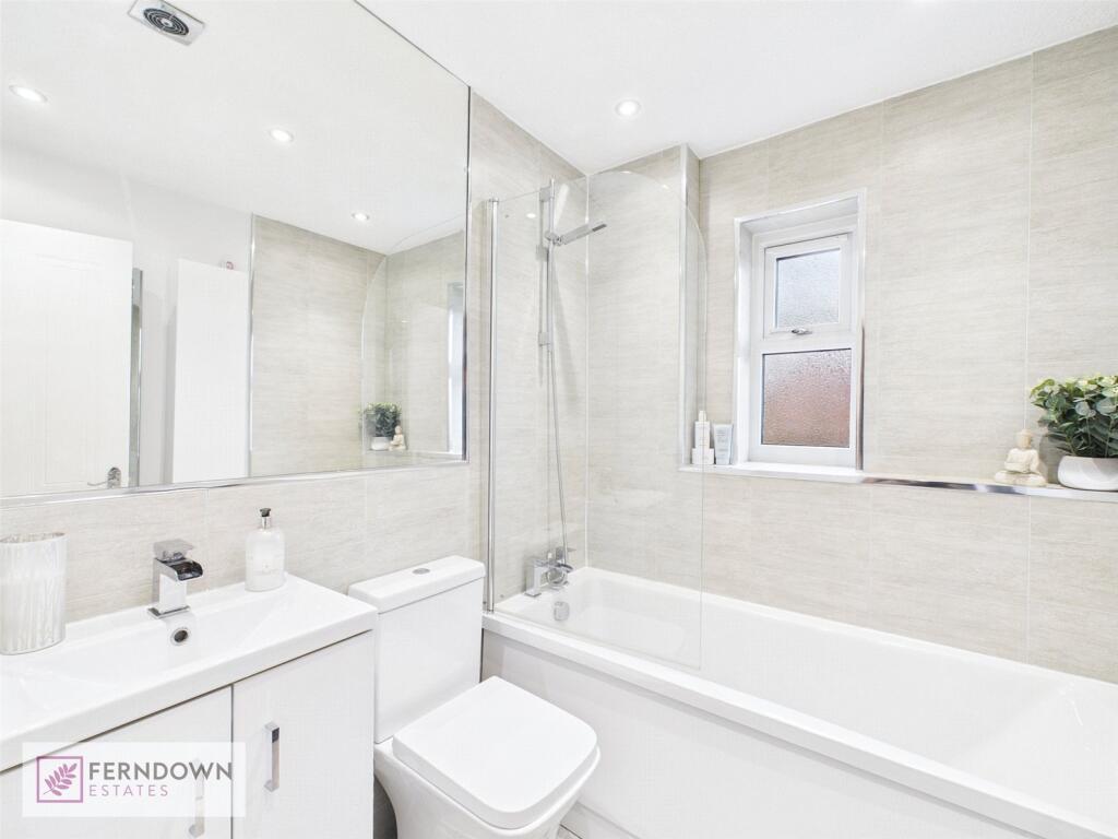 Additional image 8 of Ludworth Avenue, Marston Green, Birmingham, B37