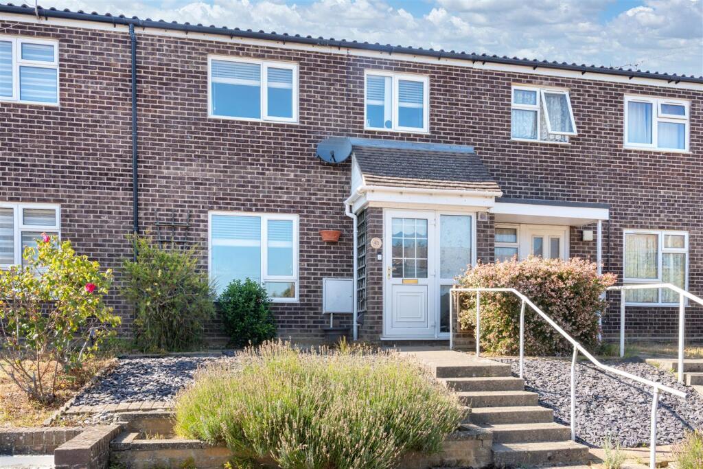 Main image of property: Iris Close, Ipswich