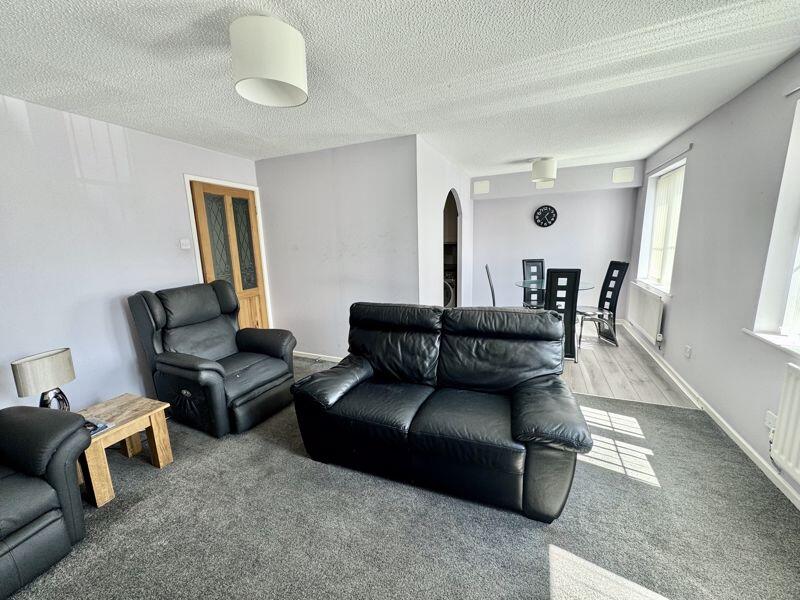 Apartment in North Tyneside, North East - View 5