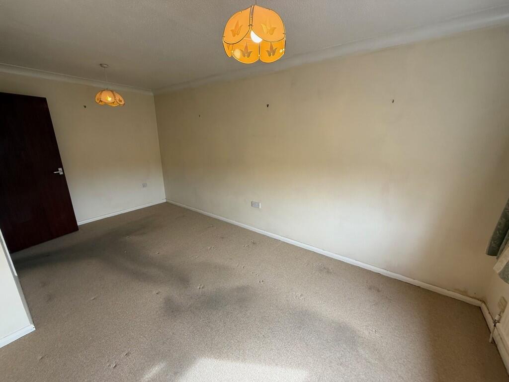 Carholme Close, Bourne photo 3