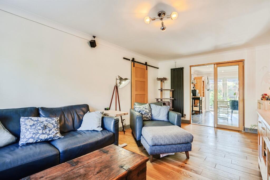 House in Wakefield, Brandy Carr - View 4