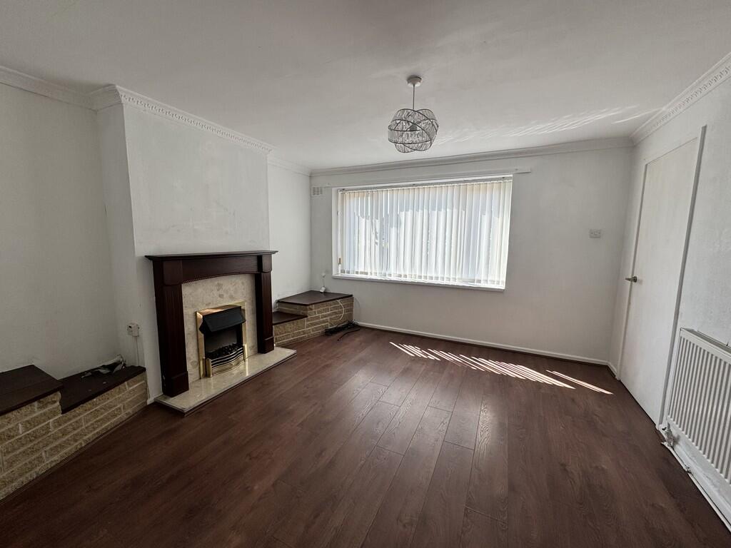 House in Worksop, Prospect Hill - View 2