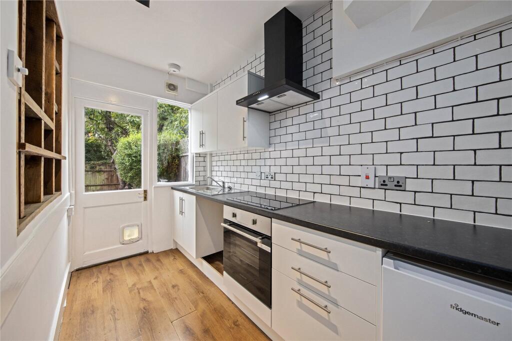 House in Twickenham - View 2