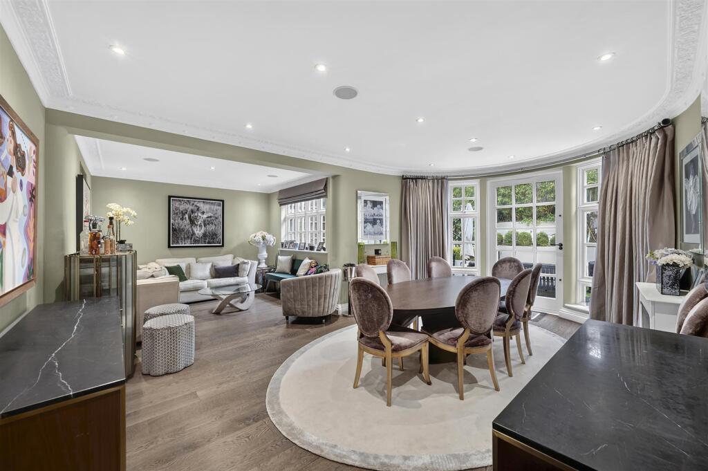 House in London - View 5
