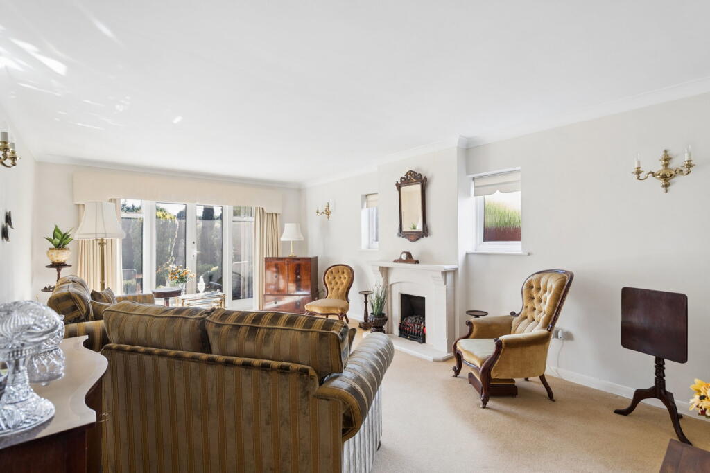 House in Three Rivers, Batchworth - View 4