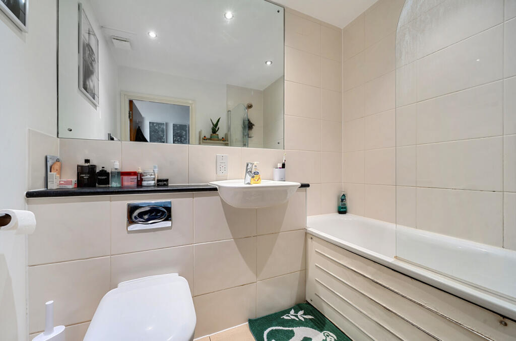 Apartment in London, Bromley-by-Bow, Poplar - View 5