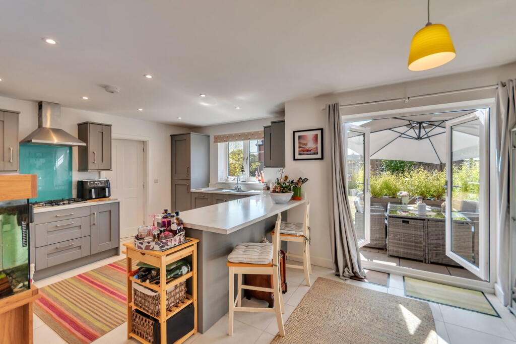 Cygnet Close, Whittington, Oswestry, SY11 4FL photo 5
