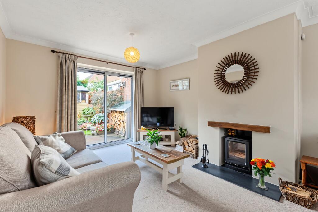 House in Worcester - More