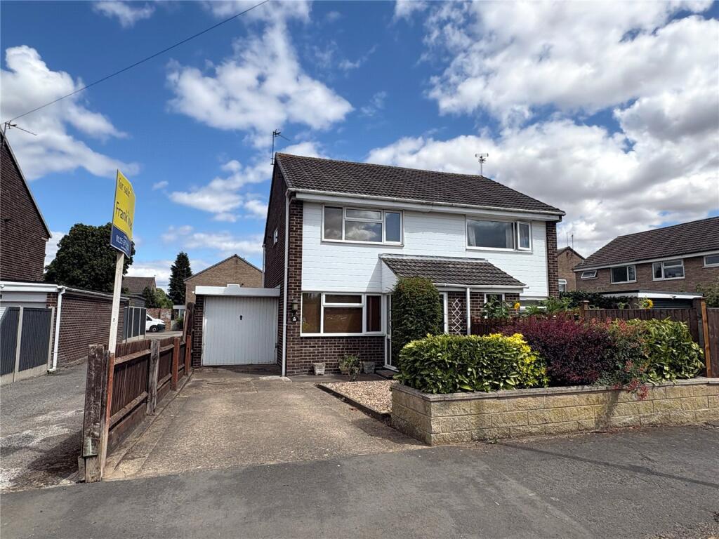 House in Nottingham, Dovedale Estate, Long Eaton