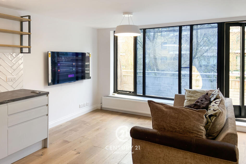 Studio flat for rent