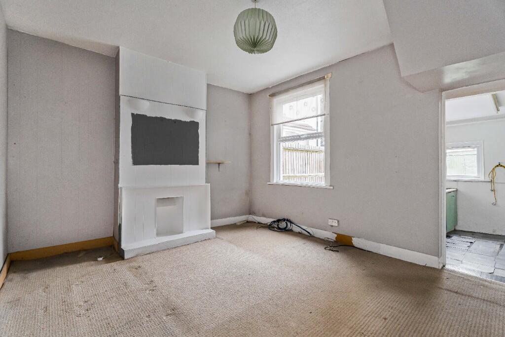 Netley Road, London, E17 photo 3