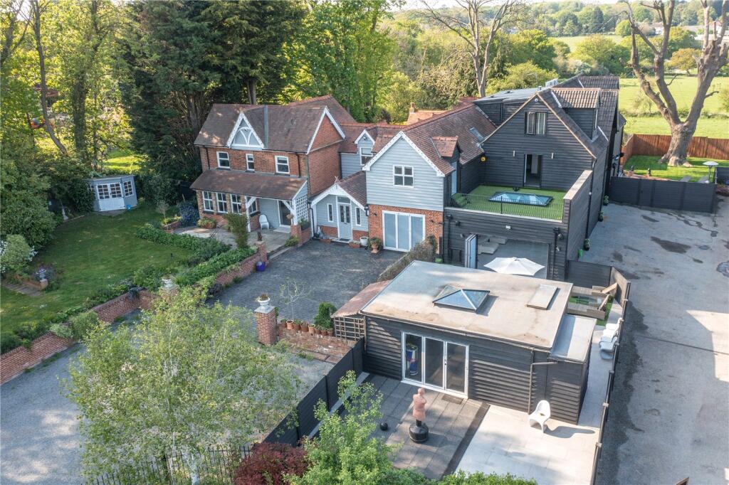 7-bed other on Little Gregories Lane, Theydon Bois, Epping, Essex, CM16, £3,650,000