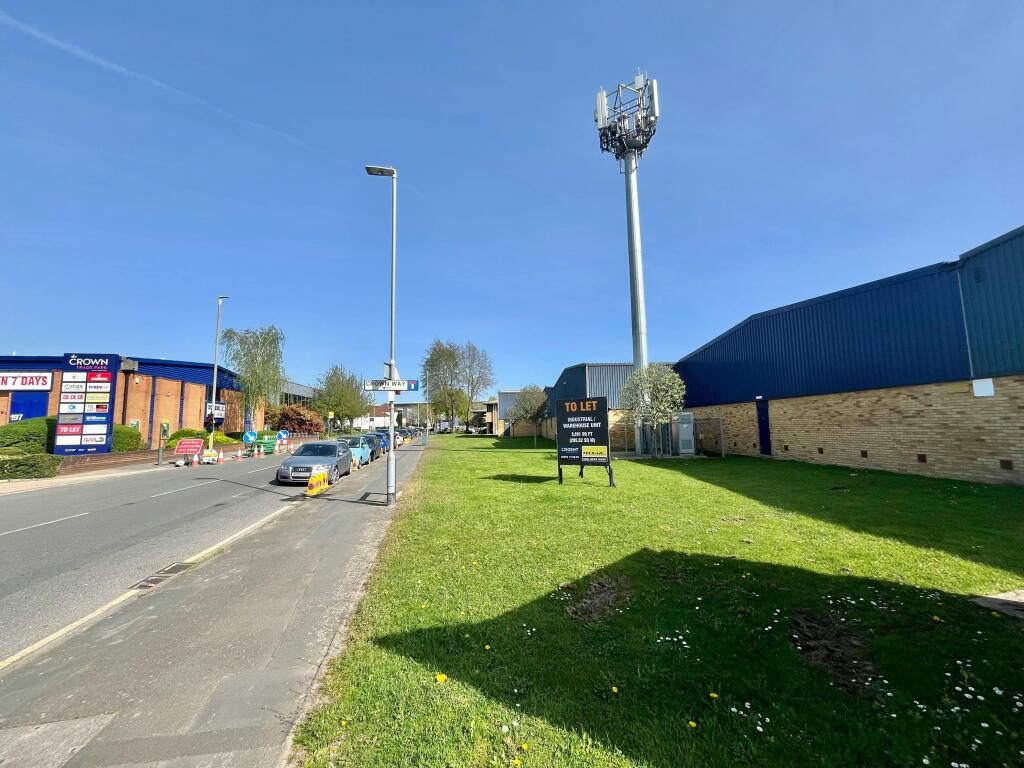 2 Liddall - Roadside 2.jpg