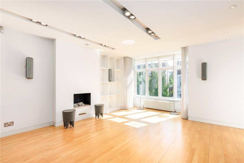 Apartment in London - View 2